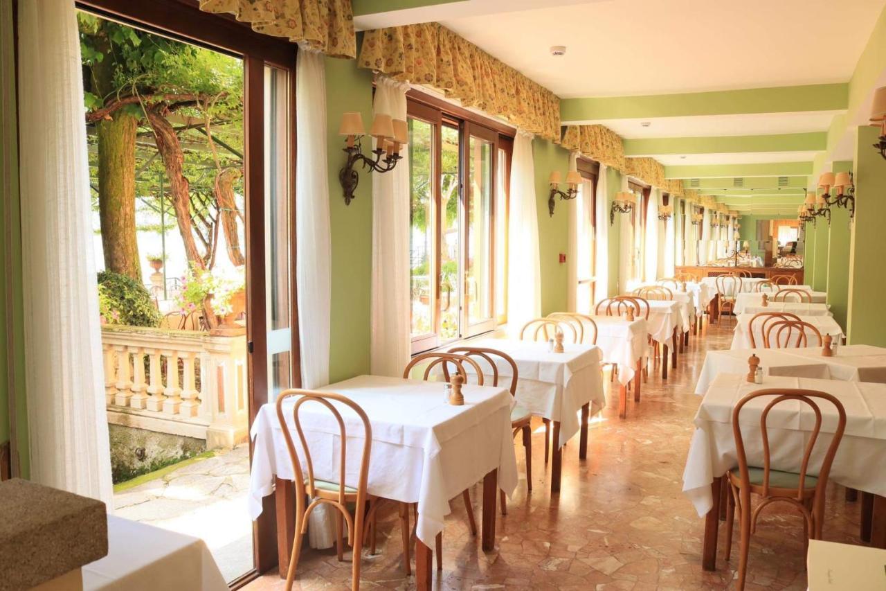 Hotel Stella D'Italia Valsolda ภายนอก รูปภาพ